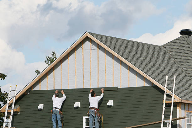 Professional Emergency Siding Repair technician working in Newport, NC